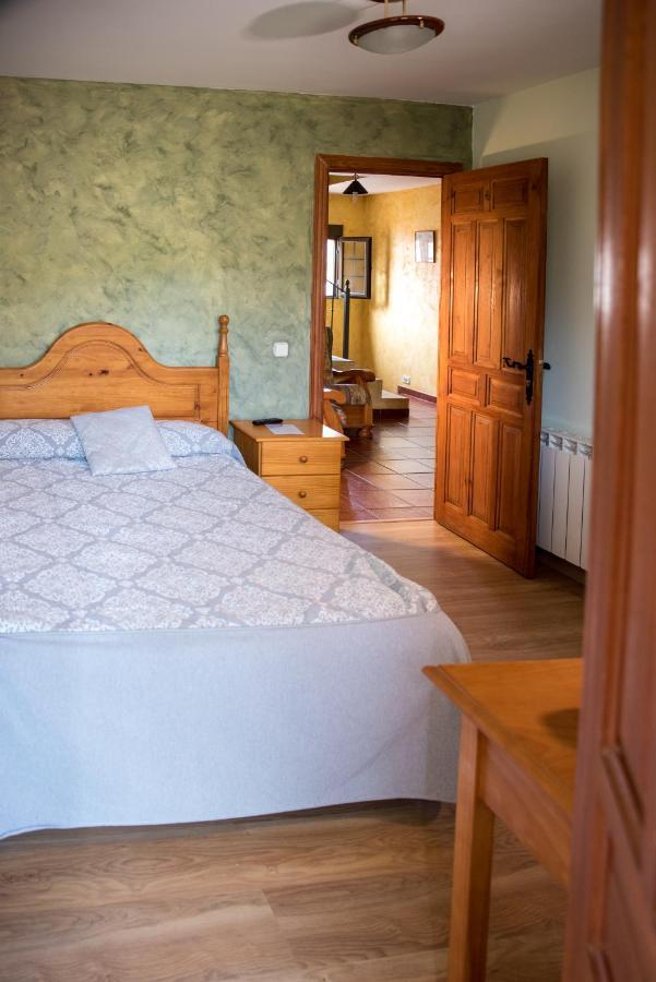 Hospedaje Rural Casa Parri Poveda de la Sierra Eksteriør billede