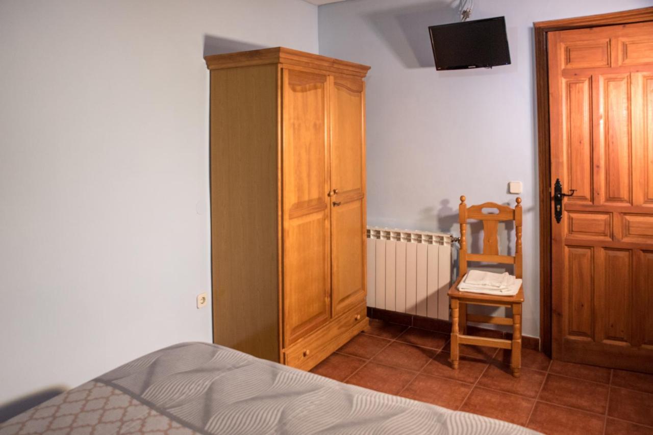 Hospedaje Rural Casa Parri Poveda de la Sierra Eksteriør billede