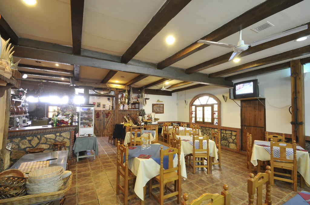 Hospedaje Rural Casa Parri Poveda de la Sierra Eksteriør billede