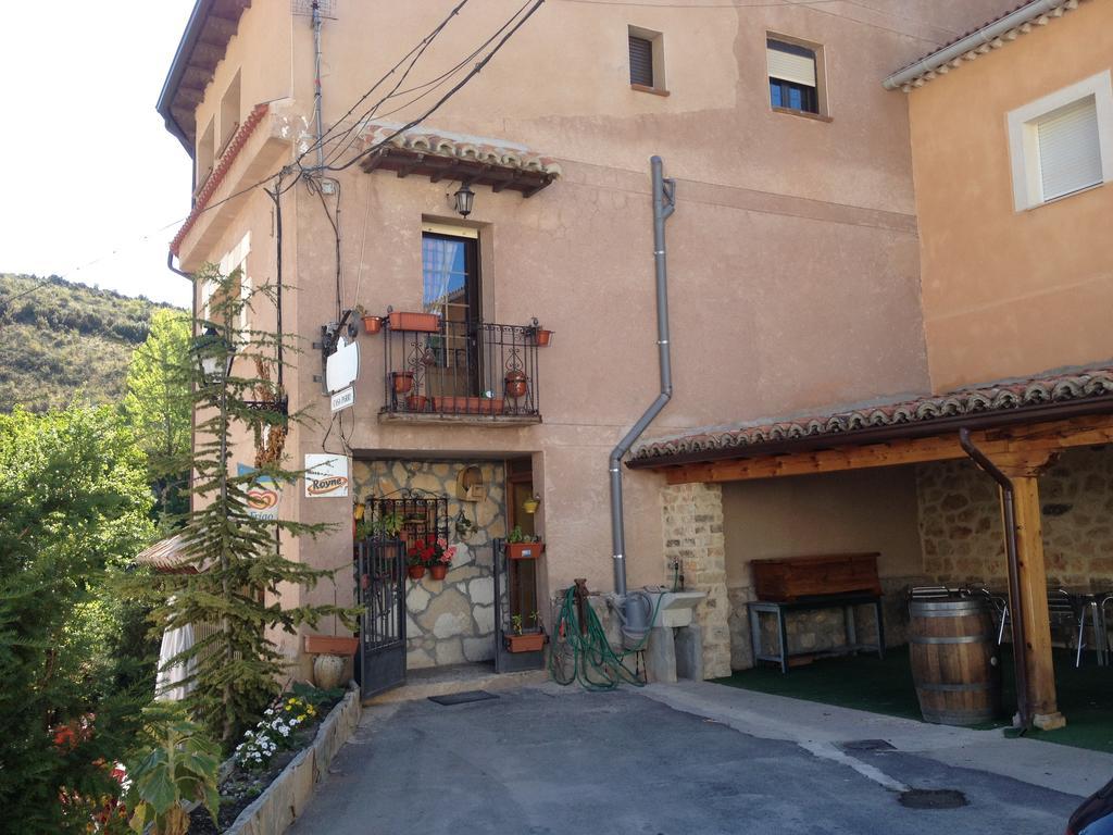 Hospedaje Rural Casa Parri Poveda de la Sierra Eksteriør billede